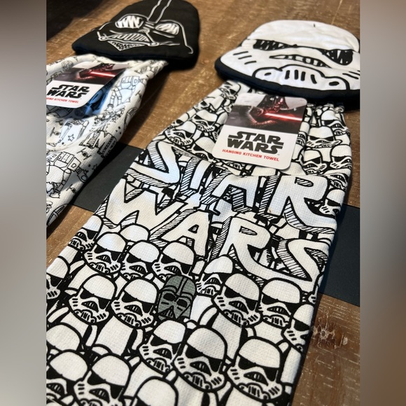 Disney Star Wars: Darth Vader & Storm Trooper Hanging Kitchen Towel (set of 2) - Picture 2 of 7